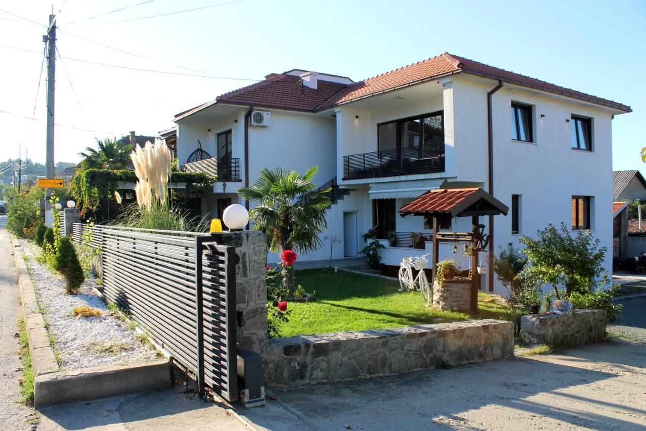 Belov Rooms And Apartments Demir Kapija Luaran gambar