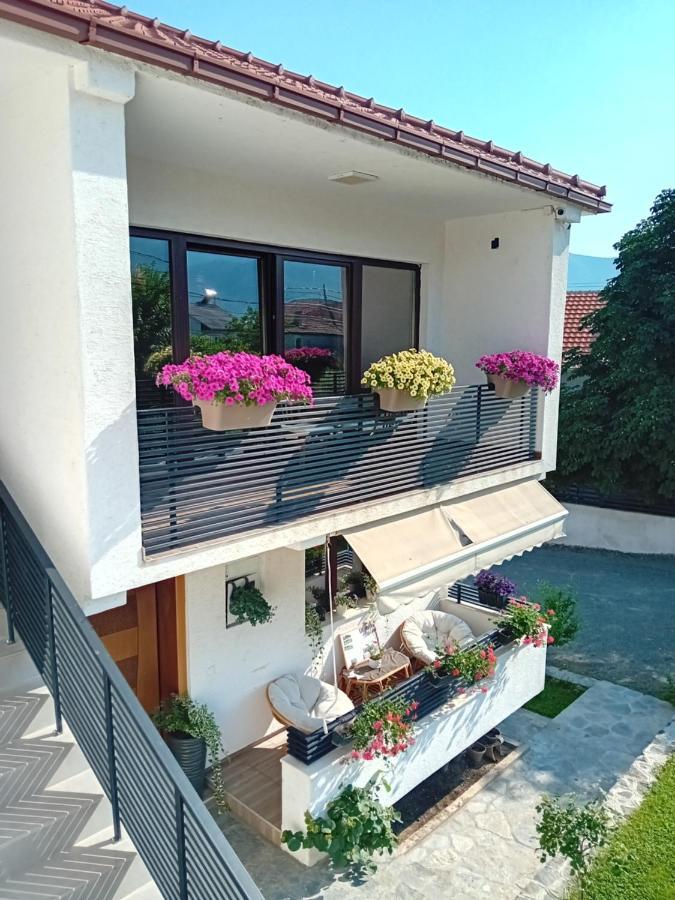 Belov Rooms And Apartments Demir Kapija Luaran gambar