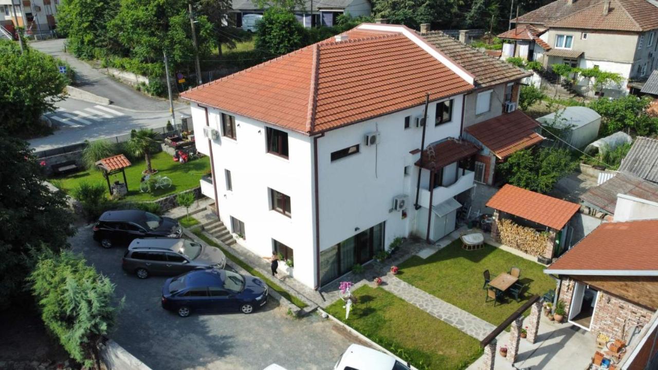 Belov Rooms And Apartments Demir Kapija Luaran gambar