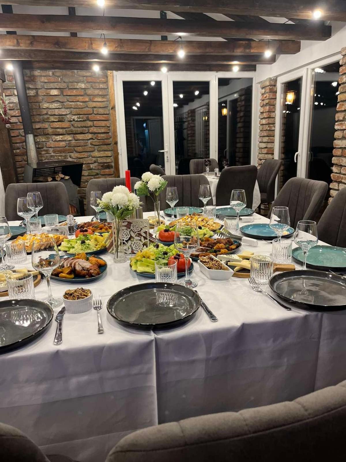 Belov Rooms And Apartments Demir Kapija Luaran gambar